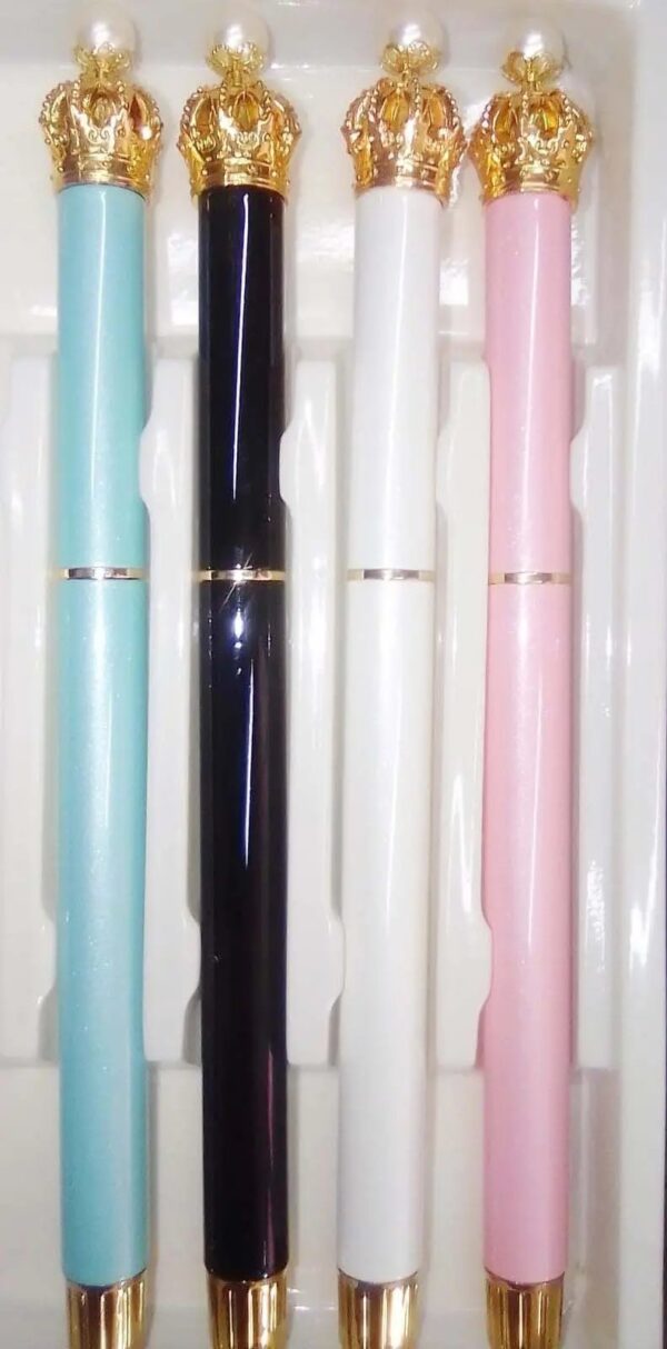 Fountain Ink Pen Design Easy to Grip Girls Pen ( Pack Of 1 Pen